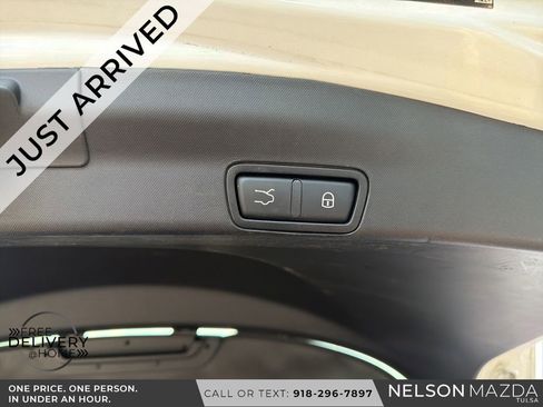 Used 2019 Alfa Romeo Stelvio Ti Sport w/ Quick Order Package 22S Sport AWD/4WD image 10