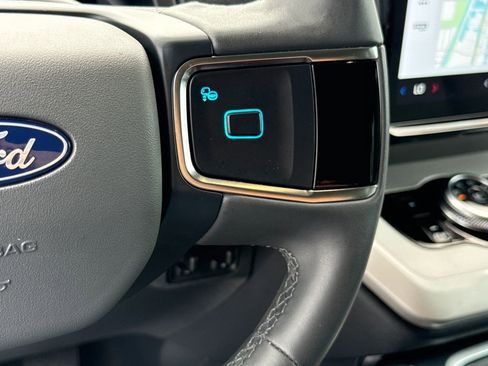 Used 2025 Ford Expedition Max Active image 16