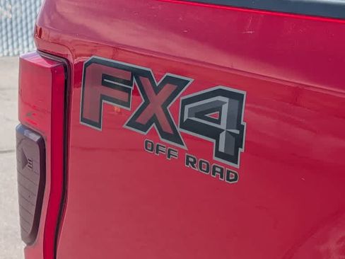 Used 2020 Ford F250 XLT w/ XLT Value Package AWD/4WD image 8