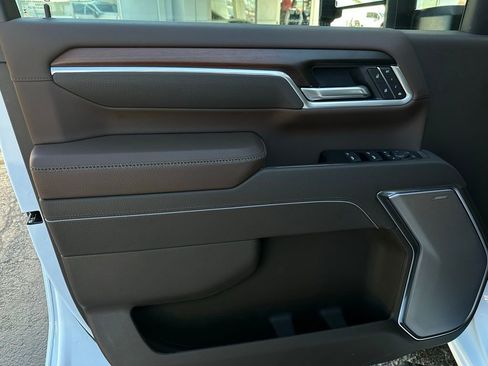 New 2026 GMC Sierra 2500 Denali w/ Denali Reserve Package image 10