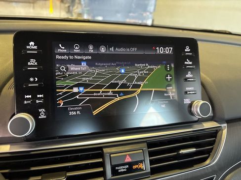 Used 2018 Honda Accord EX-L image 16