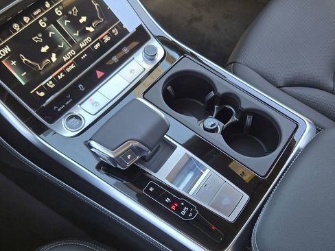 New 2026 Audi Q7 3.0T Premium Plus AWD/4WD image 25