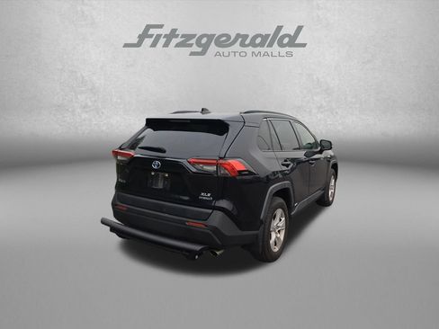 Used 2019 Toyota RAV4 XLE w/ Convenience Package AWD/4WD image 8