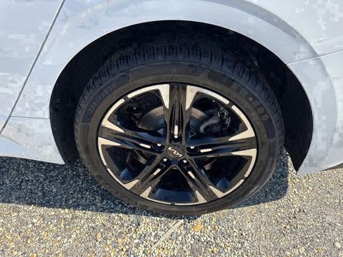 Used 2022 Kia K5 GT-Line w/ GT-Line FWD Premium Package image 10