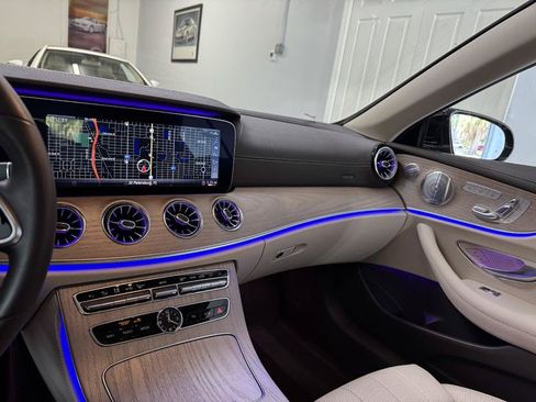 Used 2020 Mercedes-Benz E 450 4MATIC Cabriolet image 25