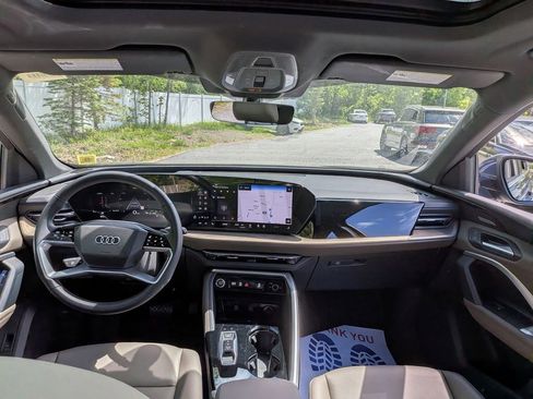 Certified 2025 Audi Q5 Premium w/ Premium Plus AWD/4WD image 17