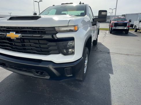 Used 2024 Chevrolet Silverado 2500 W/T w/ WT Fleet Convenience Package image 3