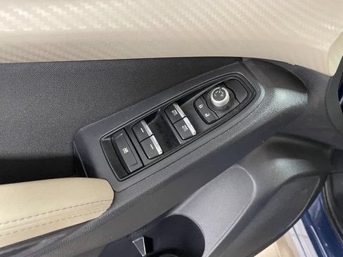 Used 2019 Subaru Ascent Premium AWD/4WD image 19