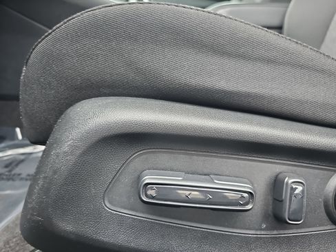 Used 2025 Honda Accord SE image 25