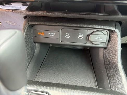 Certified 2025 Honda Civic Sport image 13