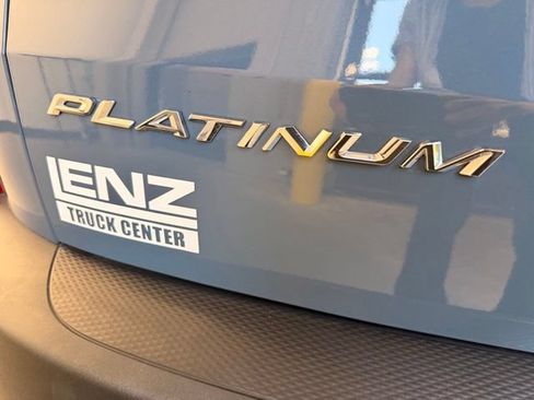 Used 2025 Ford Escape Platinum AWD/4WD image 14