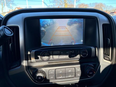 Used 2017 GMC Sierra 2500 SLE image 9