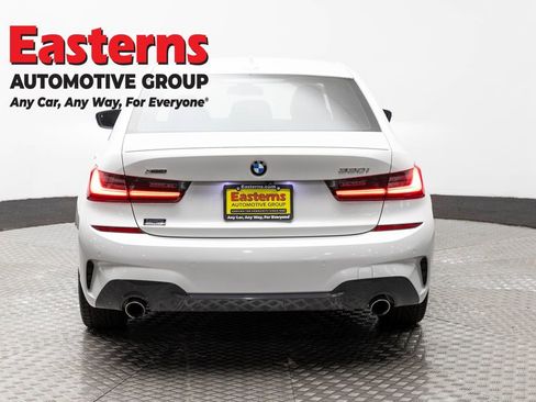 Used 2022 BMW 330i xDrive Sedan w/ M Sport Package image 6