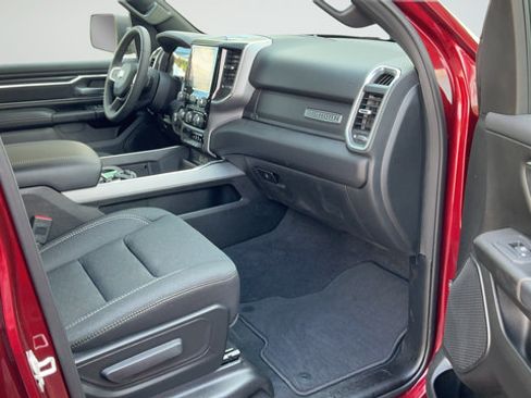 Used 2025 RAM 1500 Big Horn AWD/4WD image 23