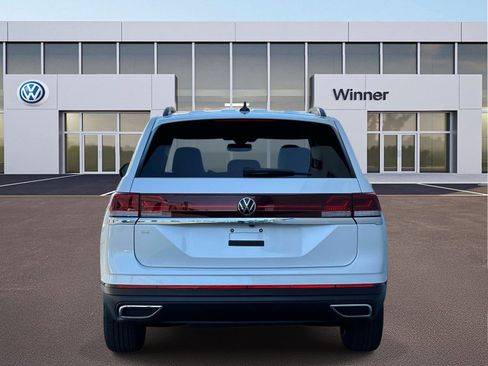 New 2026 Volkswagen Atlas SE image 4