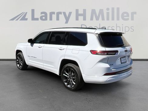New 2026 Jeep Grand Cherokee L Limited AWD/4WD image 3
