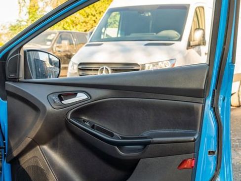 Used 2017 Ford Focus RS image 42