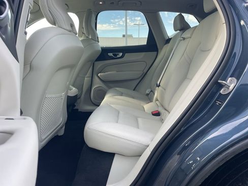 Certified 2024 Volvo XC60 B5 Core w/ Climate Package image 18