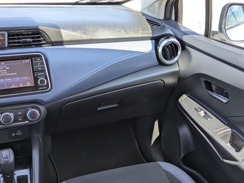 Used 2024 Nissan Versa SV FWD image 17