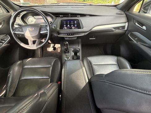 Used 2021 Cadillac XT4 Premium Luxury AWD/4WD image 34