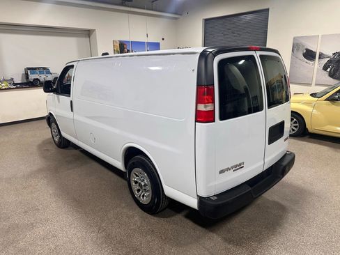 Used 2013 GMC Savana 1500 AWD image 13