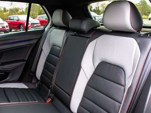 Used 2024 Volkswagen GTI SE image 34