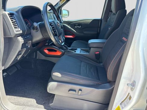 Used 2024 Nissan Frontier PRO-4X w/ Pro Convenience Package AWD/4WD image 11