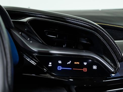 Used 2022 Ferrari SF90 Stradale image 29