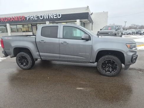 Used 2022 Chevrolet Colorado LT w/ LT Convenience Package image 4
