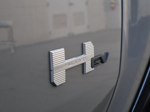 Used 2025 GMC Hummer EV 3X AWD/4WD image 41