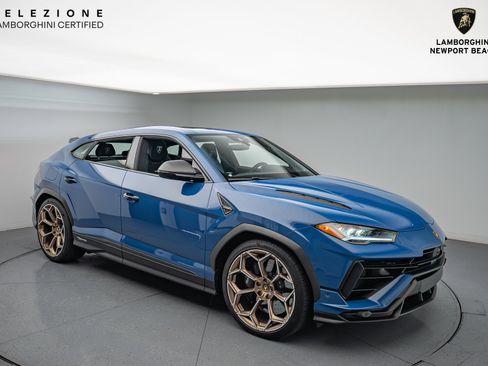 Used 2024 Lamborghini Urus Performante image 1