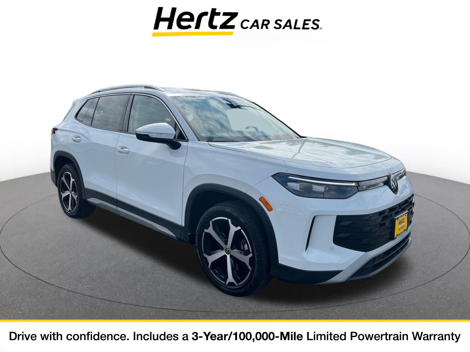 Used 2026 Volkswagen Tiguan SE AWD/4WD image 1
