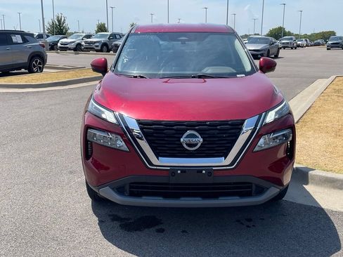 Used 2021 Nissan Rogue SV AWD/4WD image 2