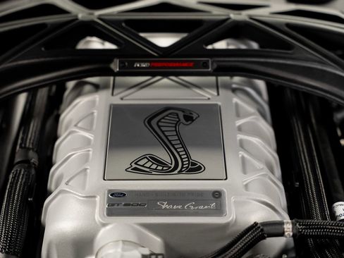 Used 2021 Ford Mustang Shelby GT500 w/ Carbon Fiber Track Pack image 62