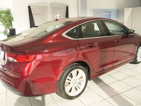 Used 2015 Chrysler 200 Limited w/ Comfort Group FWD image 7