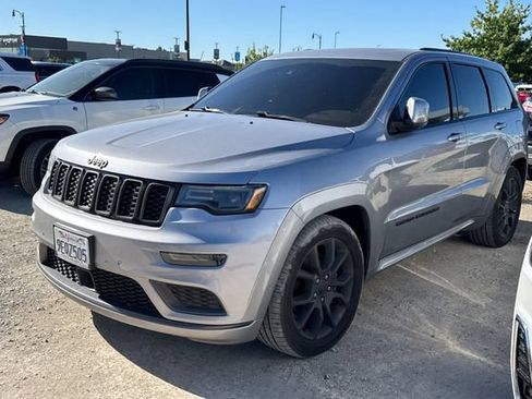 Used 2021 Jeep Grand Cherokee High Altitude AWD/4WD image 8