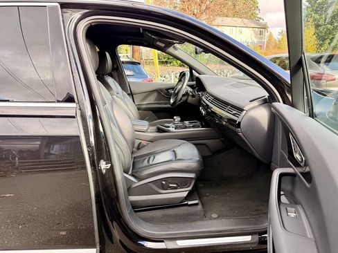 Used 2019 Audi Q7 3.0T Premium w/ Convenience Package AWD/4WD image 14