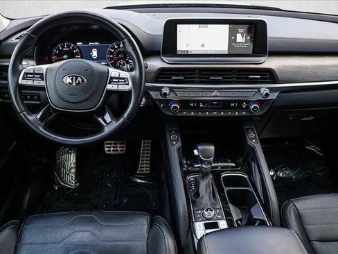 Used 2021 Kia Telluride SX w/ SX Prestige Package image 24