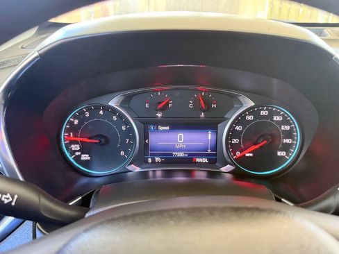 Used 2019 Chevrolet Equinox LT FWD image 14