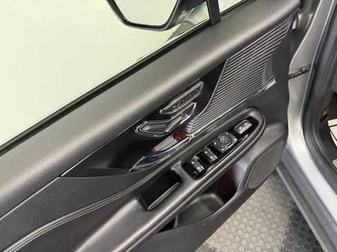 Used 2021 Lincoln Corsair AWD image 22