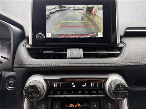 Used 2025 Toyota RAV4 XLE w/ Convenience Package image 17