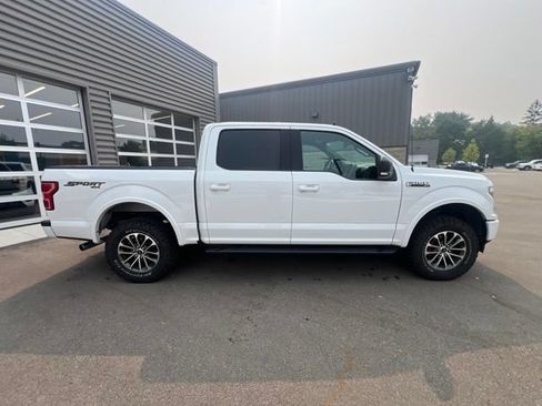 Used 2019 Ford F150 XLT w/ Equipment Group 302A Luxury AWD/4WD image 4
