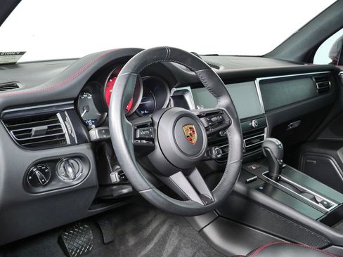 Certified 2022 Porsche Macan GTS AWD/4WD image 4