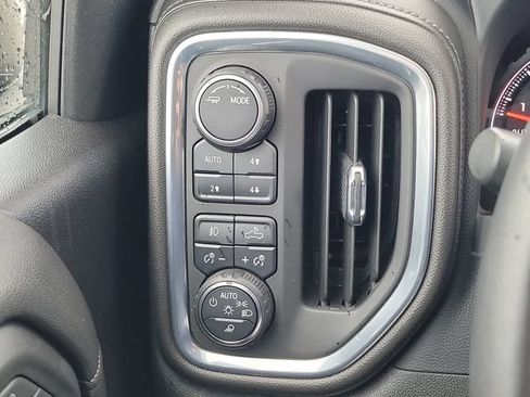 Used 2022 Chevrolet Silverado 1500 RST w/ Safety Package AWD/4WD image 19