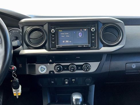 Used 2019 Toyota Tacoma SR5 image 6