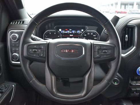 Used 2022 GMC Sierra 2500 AT4 w/ AT4 Premium Plus Package image 19