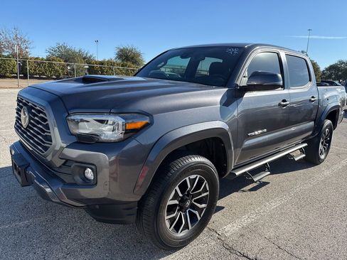 Used 2020 Toyota Tacoma TRD Sport image 1