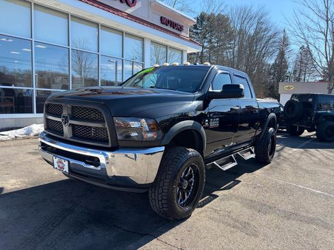 Used 2016 RAM 2500 Tradesman w/ Chrome Appearance Group image 2