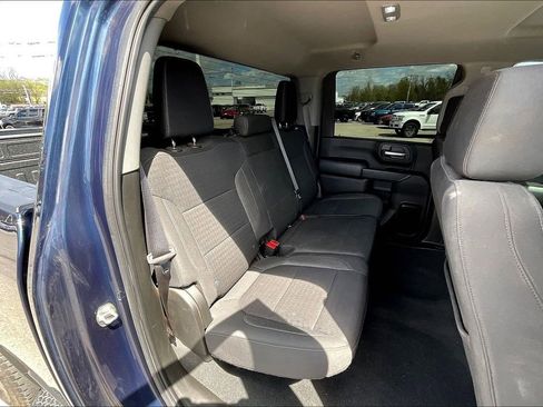 Used 2022 Chevrolet Silverado 2500 Custom w/ Custom Value Package AWD/4WD image 28