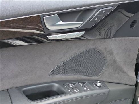 Used 2012 Audi A8 L 4.2 AWD/4WD image 2
